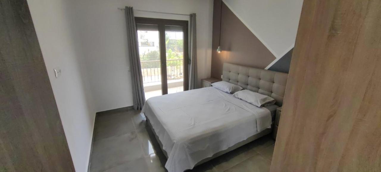 Theasis 2 Holiday home